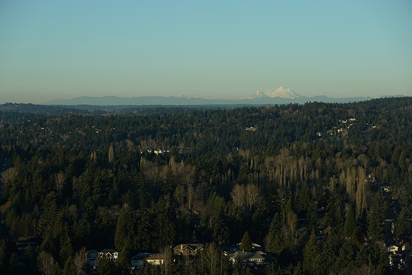 a6000City-137_ISO 100_1-160 sec at f - 5.6_E 16-70mm F4 ZA OSS at 70 mm