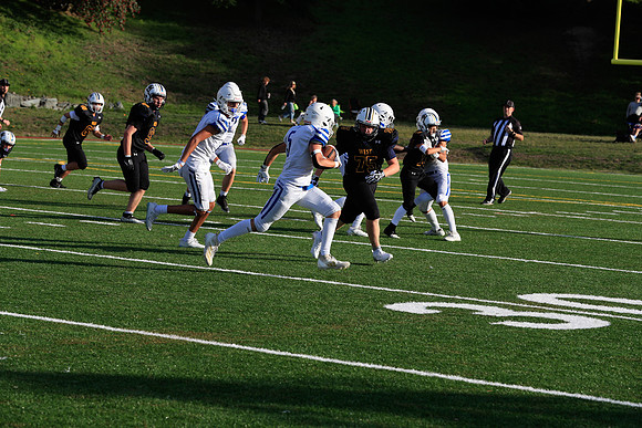 vs West Seattle-266 [1-1000 sec at f - 7.1 123 mm Canon Canon EOS-1D X Mark II EF70-200mm f-2.8L IS II USM]