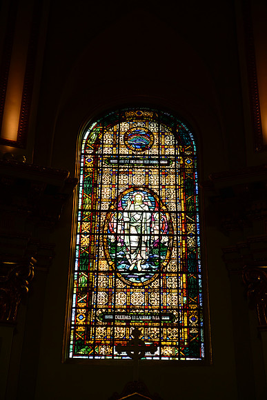 D600 - St James Cathedral-22_ISO 560_1-100 sec at f - 4.5_24.0-85.0 mm f-3.5-4.5 at 85 mm