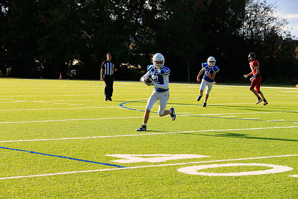 Seattle Prep vs Ballard-1484 [1-800 sec at f - 7.1 115 mm Canon Canon EOS-1D X Mark II EF70-200mm f-2.8L IS II USM]