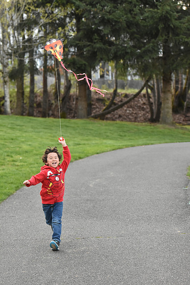 D7200-2-351_ISO 2500_1-2000 sec at f - 2.8_70.0-200.0 mm f-2.8 at 70 mm
