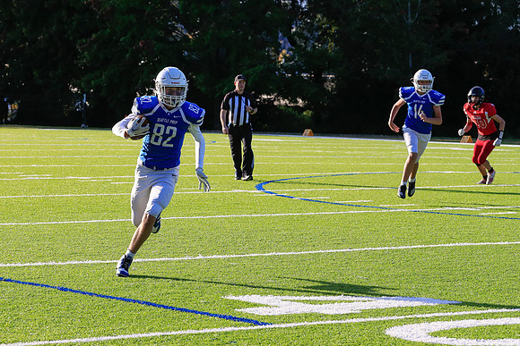 Seattle Prep vs Ballard-1488 [1-800 sec at f - 7.1 100 mm Canon Canon EOS-1D X Mark II EF70-200mm f-2.8L IS II USM]