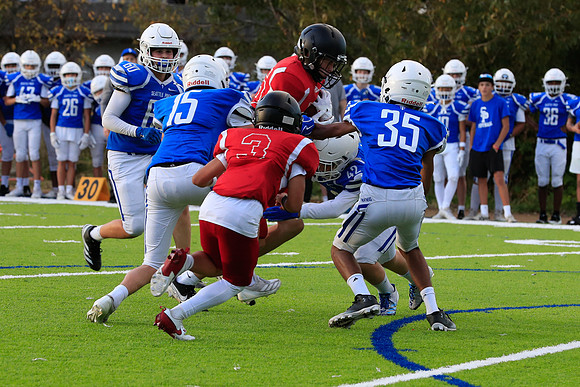 Seattle Prep vs Ballard-1758 [1-800 sec at f - 7.1 185 mm Canon Canon EOS-1D X Mark II EF70-200mm f-2.8L IS II USM]