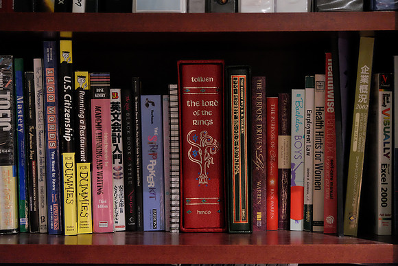 X-E2Books-37_ISO 6400_1-12 sec at f - 4.0_XF18-55mmF2.8-4 R LM OIS at 55 mm