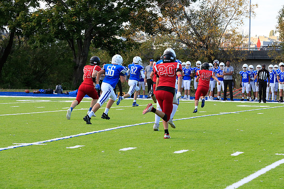 Seattle Prep vs Ballard-1638 [1-800 sec at f - 9.0 142 mm Canon Canon EOS-1D X Mark II EF70-200mm f-2.8L IS II USM]