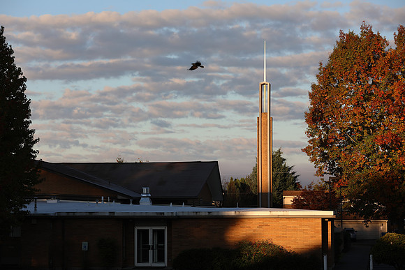 Church5DM4-1 Canon EOS 5D Mark IV EF70-200mm f-2.8L IS II USM 115 mm 1-500 sec at f - 5.6 ISO 125_